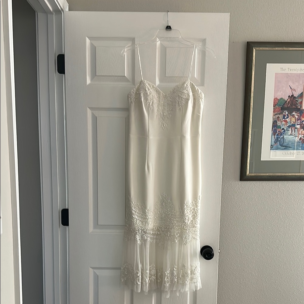 Chic Ivory Lace Midi Dress